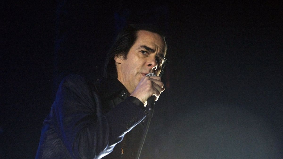 Nick Cave a Machine Head oznámili nové termíny pražských koncertů